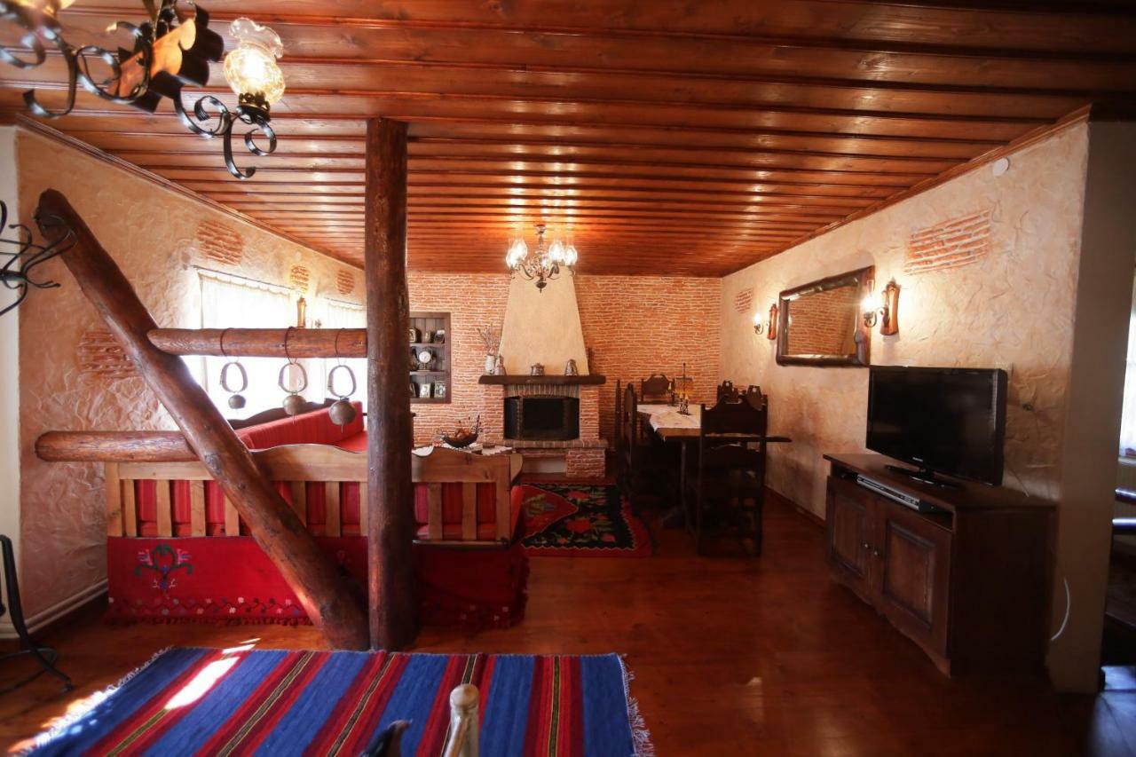 Гостьовий будинок Dora'S House At Agios Germanos Prespes Екстер'єр фото