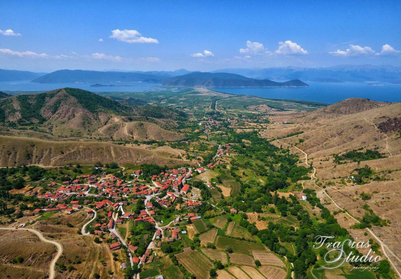 Гостьовий будинок Dora'S House At Agios Germanos Prespes Екстер'єр фото